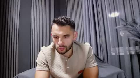 Snapshot of antoniovalentinidiamond chatting on September 21, 7:04 pm HI My name is Antonio online show from September 21, 7:04 pm