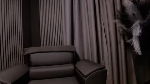 Snapshot of antoniovalentinidiamond chatting on October 5, 6:50 pm HI My name is Antonio online show from October 5, 6:50 pm