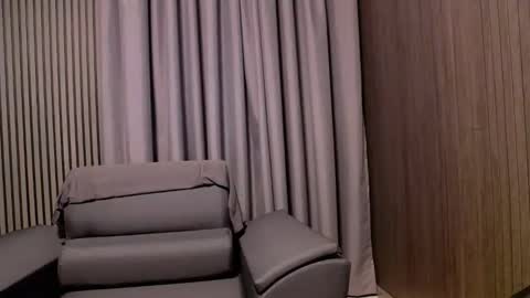 Snapshot of antoniovalentinidiamond chatting on October 19, 6:52 pm HI My name is Antonio online show from October 19, 6:52 pm