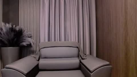 Snapshot of antoniovalentinidiamond chatting on November 25, 7:58 pm HI My name is Antonio online show from November 25, 7:58 pm