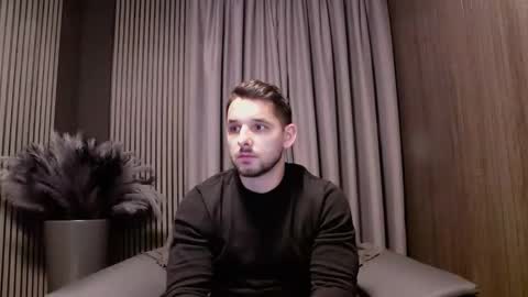 Snapshot of antoniovalentinidiamond chatting on November 29, 8:01 pm HI My name is Antonio online show from November 29, 8:01 pm