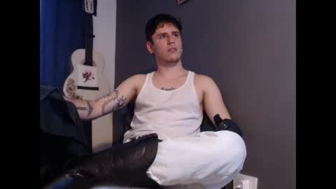 antonnello_ online show from January 8, 5:26 pm