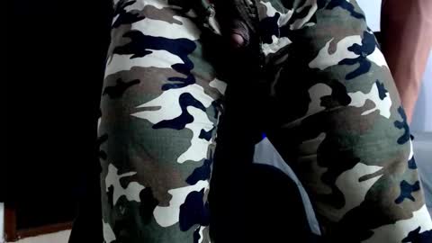 Instagram miguelangel1802  online show from January 7, 2:25 am