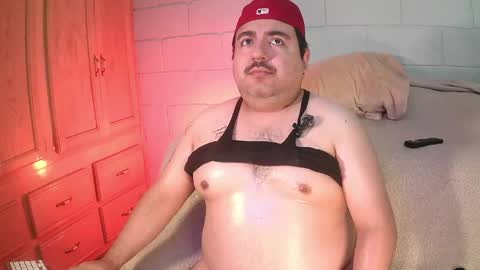 Snapshot of anuarfox chatting on May 26, 7:10 pm AnuarFox online show from May 26, 7:10 pm