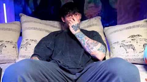 Tom online show from January 11, 5:45 am