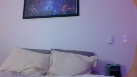 Anutkasoles online show from April 3, 11:03 pm