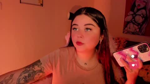   Independent model  online show from December 6, 11:14 pm