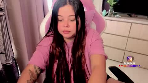   Independent model  online show from November 25, 7:03 pm