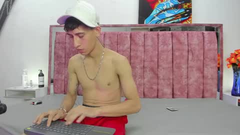 Little  Ali online show from April 22, 10:00 pm