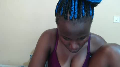 Snapshot of anya_h chatting on November 8, 9:53 am Gracious online show from November 8, 9:53 am