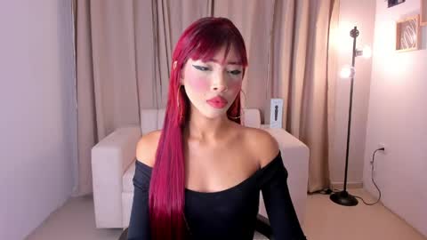 Anya  online show from May 8, 9:09 pm