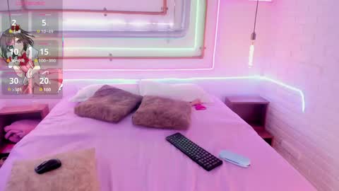 anya_shaffer online show from May 18, 1:13 am