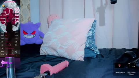 Snapshot of anya_weisz chatting on December 21, 11:34 pm Camila online show from December 21, 11:34 pm