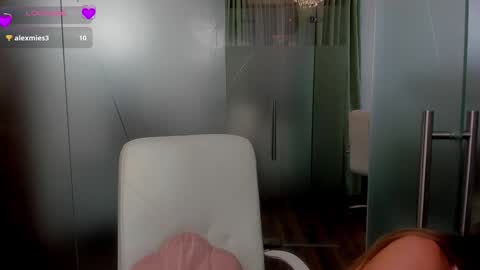 Anya online show from December 2, 1:24 pm