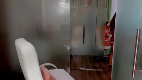 Anya online show from February 20, 2:57 pm