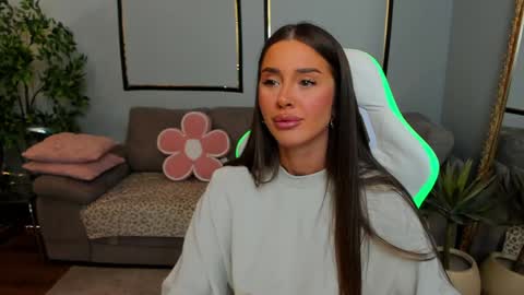 Anya online show from March 24, 12:43 pm