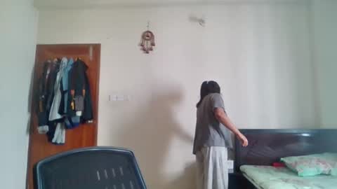 anydanyg online show from October 21, 6:14 am