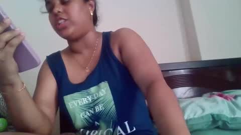 anydanyg online show from April 23, 10:58 am