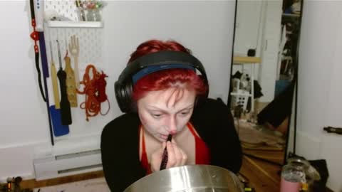 Lila online show from March 12, 12:06 am