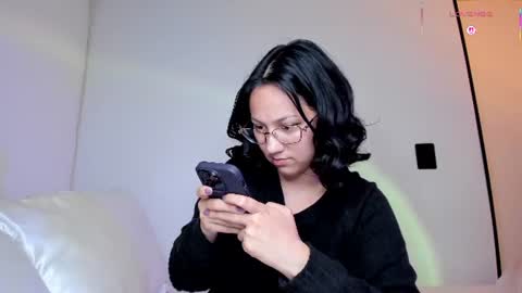 Snapshot of anyi_1 chatting on August 6, 1:29 am Anyi Orion and Pyxis online show from August 6, 1:29 am