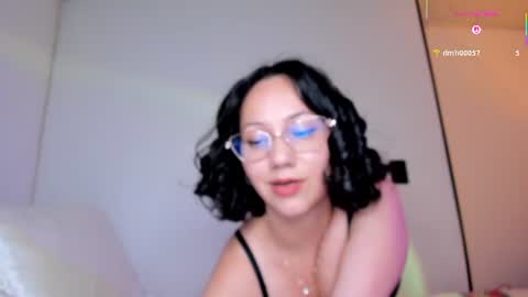 Snapshot of anyi_1 chatting on August 9, 3:19 am Anyi Orion and Pyxis online show from August 9, 3:19 am
