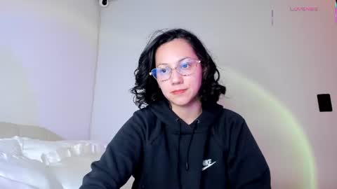 Snapshot of anyi_1 chatting on August 10, 1:53 am Anyi Orion and Pyxis online show from August 10, 1:53 am