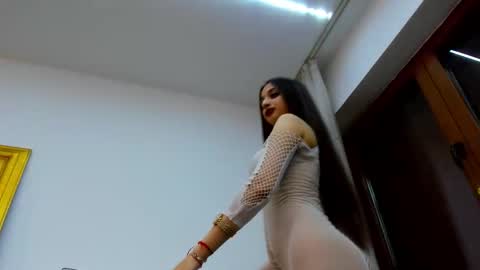 Anyssia  online show from November 12, 6:52 pm