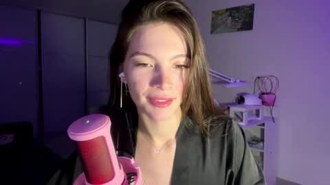 Snapshot of anytka12 chatting on February 1, 5:44 pm anytka12 online show from February 1, 5:44 pm