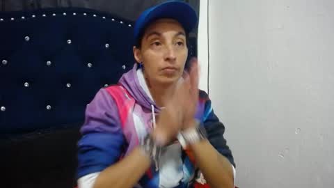 anyu online show from December 28, 9:52 am