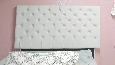 Aome Rainbow online show from December 14, 4:34 am