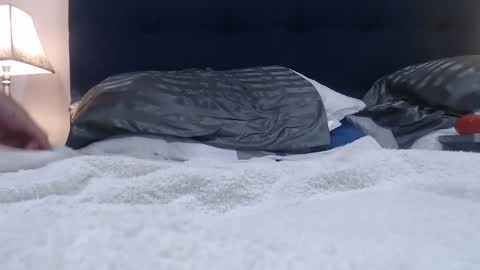 Snapshot of aotearoa31 chatting on December 9, 12:56 am aotearoa31 online show from December 9, 12:56 am