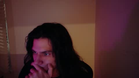 ApacheWithWebcam online show from November 3, 5:52 am