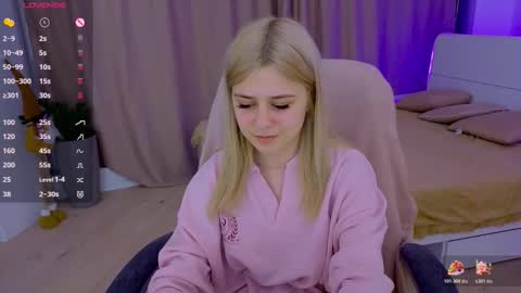 ApheliaStar online show from March 4, 4:57 pm