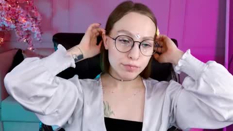 Snapshot of aphexqueen chatting on January 13, 7:10 pm APHEX QUEEN online show from January 13, 7:10 pm