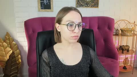 Snapshot of aphexqueen chatting on January 15, 9:24 am APHEX QUEEN online show from January 15, 9:24 am