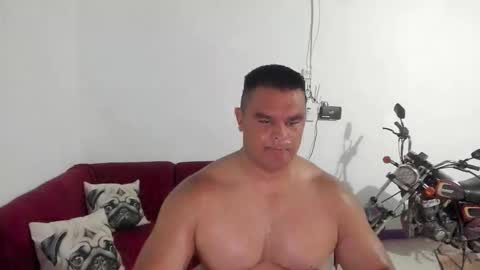 follow me   here you find me online show from January 16, 4:44 pm