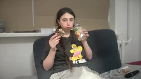 aphr0dite22 online show from April 23, 4:31 pm