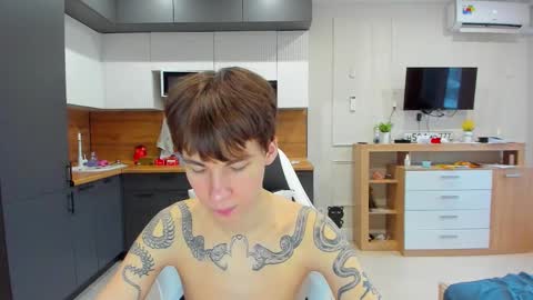 aplant_ online show from March 9, 4:38 am