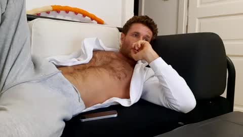 Snapshot of apollobest77 chatting on December 18, 8:47 pm apollobest77 online show from December 18, 8:47 pm