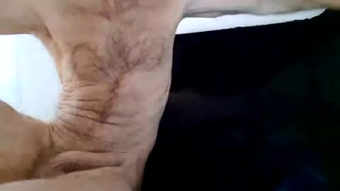 Snapshot of apollobest77 chatting on December 25, 1:19 pm apollobest77 online show from December 25, 1:19 pm