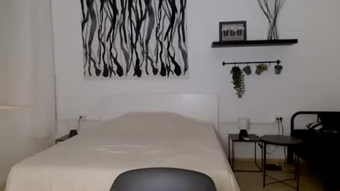 Snapshot of apollobest77 chatting on December 27, 6:10 pm apollobest77 online show from December 27, 6:10 pm