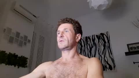 Snapshot of apollobest77 chatting on January 6, 6:20 pm apollobest77 online show from January 6, 6:20 pm