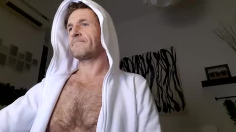 Snapshot of apollobest77 chatting on January 7, 11:24 pm apollobest77 online show from January 7, 11:24 pm