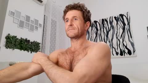 Snapshot of apollobest77 chatting on February 2, 5:37 pm apollobest77 online show from February 2, 5:37 pm