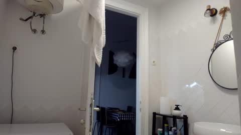 Snapshot of apollobest77 chatting on February 3, 7:52 pm apollobest77 online show from February 3, 7:52 pm