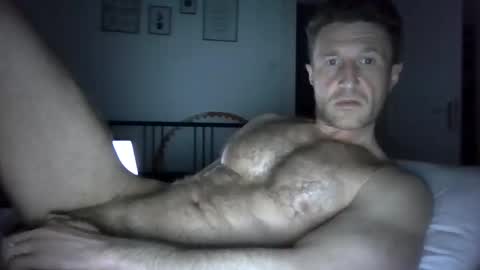 Snapshot of apollobest77 chatting on February 15, 6:23 pm apollobest77 online show from February 15, 6:23 pm