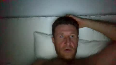 Snapshot of apollobest77 chatting on February 15, 10:10 pm apollobest77 online show from February 15, 10:10 pm