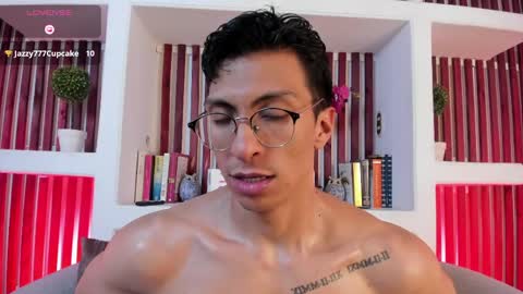 apolo_crus online show from April 30, 4:41 am