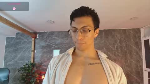 apolo_crus online show from May 14, 3:35 am