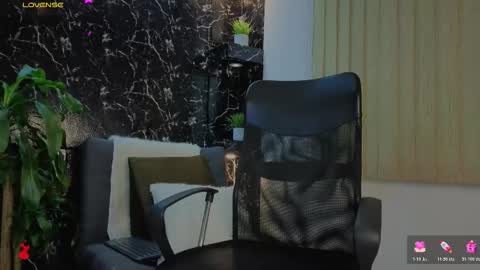 Apolo Lux  online show from January 18, 2:37 am